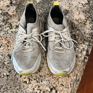 Cole Haan zerogram motion tennis shoes size 7.5 used condition